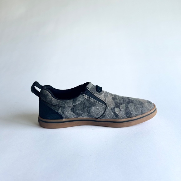 Men’s Xtra Tuf Green Military Fabric Rubber Outsole Low Top Sneakers Size 8 - Picture 3 of 16